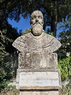 Buste de l'évêque Guillaume Pellicier.