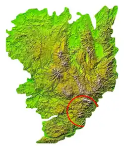Carte du Massif central, un cercle rouge délimite le site des Causses et Cévennes.