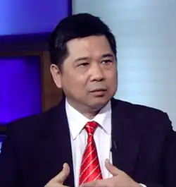 Description de l'image Cù_Huy_Hà_Vũ_in_an_interview_with_VOA.png.