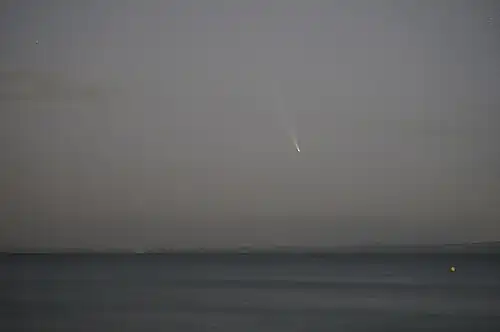 C/2023 A3 vue depuis Murrays Bay en Nouvelle-Zélande, le 28 septembre 2024.