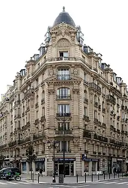 Immeuble d'angle des rues Abel (n°9) et Parrot (vers 1911).