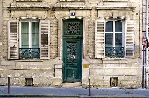 Façade du no&nbsp;11.