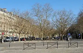 Le boulevard vue depuis la place Denfert-Rochereau.