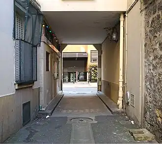 Vers la rue Tiphaine.