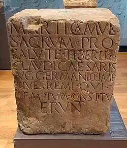 Inscription gallo-romaine à «&nbsp;Mars-Camulos&nbsp;» trouvée dans le camp romain d'Arenacum.