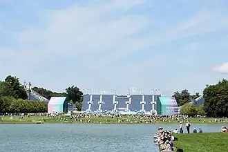 Les gradins vus du Grand Canal