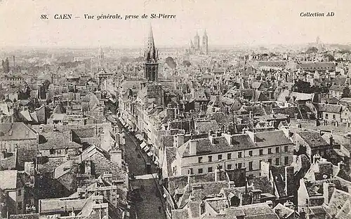 Vue aérienne du centre-ville ancien au début du XXe&nbsp;siècle.