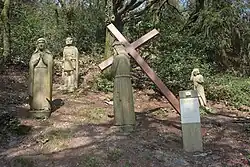 Station IV : Jésus rencontre sa mère.