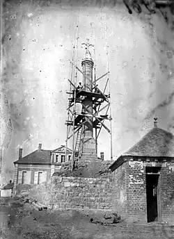 Le calvaire durant sa restauration fin XIXe&nbsp;siècle, début XXe&nbsp;siècle