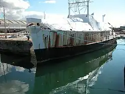 Bassin des chalutiers La Rochelle en septembre 2006