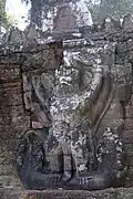 62 garudas sont sculptés dans le mur d'enceinte de Preah Khan (Siem Reap, Cambodge).