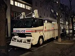 Véhicule blindé anti-émeutes en 2023.