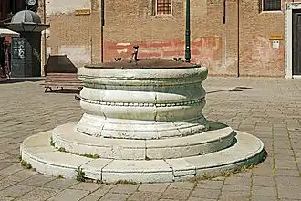 Campo Santo Stefano.