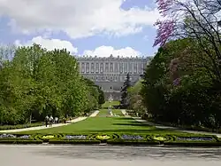 Vue du palais depuis le Campo del Moro.