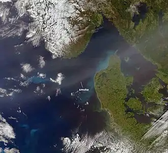 Image satellite de la fumée des feux de forêt de l'Alberta au-dessus de la mer du Nord et de la Scandinavie le 25 mai.