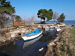 Canal Riquet entre Saint Hippolyte et l'étang Salses-Leucate, vue vers le nord.