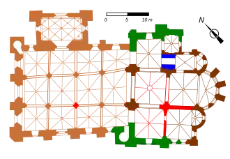 Plan schématique d'une église dont les phases de construction sont matérialisées par des couleurs différentes.