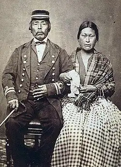 Capitaine Jack et sa femme. c. 1868 (couple Kwakwakaʼwakw)
