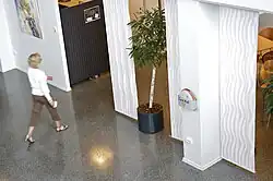 Défibrillateur semi-automatique à Genève, Suisse.