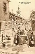 Le puits Saint-Jacques au début du XXe&nbsp;siècle (carte postale).