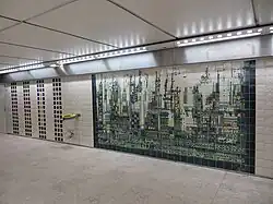 Azulejos de Manuel Cargaleiro, station Champs-Élysées - Clemenceau, 1995.