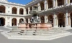 Fontaine des pèlerins de Carlo Maderno.