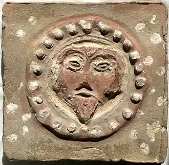 Carreau en terre cuite à l'effigie du Christ, environs de Carthage, VIe&nbsp;siècle.