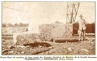 Extraction des blocs de marbre.