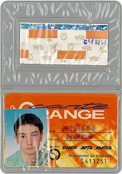 Carte orange avec le coupon pour les portiques.