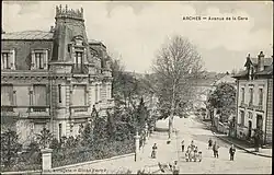 L'avenue de la Gare à Arches entre 1880 et 1945.