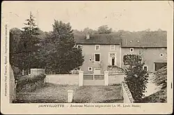 Ancienne maison seigneuriale (carte postale Paul Testart).