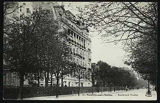 Aujourd'hui 68, boulevard Maurice-Barrès.