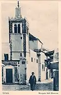 Carte postale ancienne montrant la mosquée avant 1920.