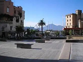 La place Viviani.
