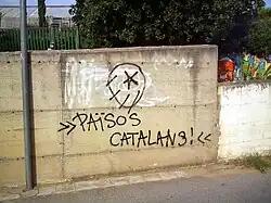 Estelada formée par quatre traits et une étoile