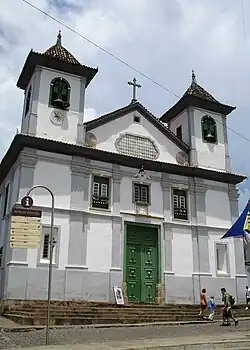 Cathédrale-basilique Notre-Dame-de-l'Assomption&nbsp;(pt), à Mariana.