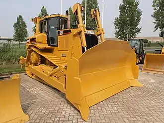 Caterpillar D7