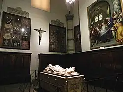 Sacristie avec le monument d'Ilaria del Carretto.