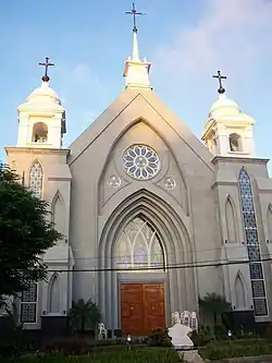La cathédrale de Manado