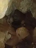 Cavité de la grotte du Moulin.