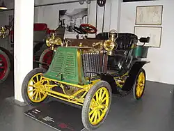 Photographie d'une automobile Ceirano 5HP de 1901
