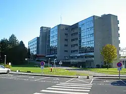 Photographie montrant le centre hospitalier de Béthune situé sur le territoire de la commune de Beuvry