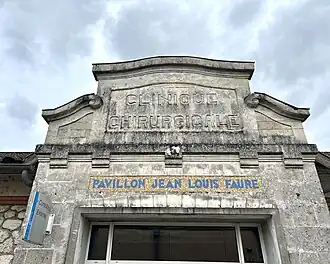 Pavillon « Clinique chirurgicale Jean-Louis-Faure » de l'hôpital.