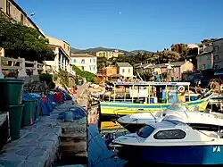 Vue du quai, partie nord.