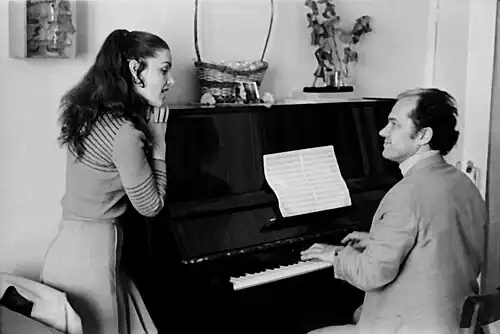 La chanteuse Nadejda Cepraga et Eugen Doga, 1972