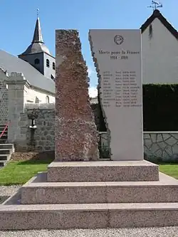Monument aux morts.