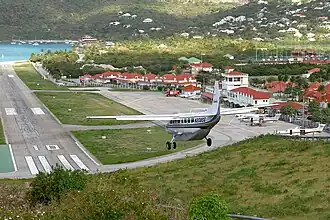 Image illustrative de l’article Aéroport de Saint-Barthélemy-Rémy-de-Haenen