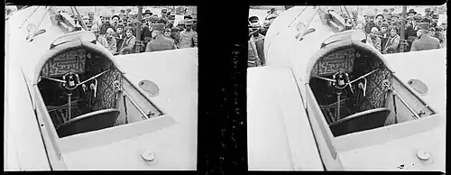 Le poste de pilotage, 1916,