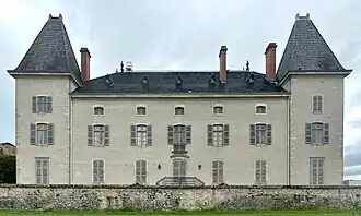 Façade du château