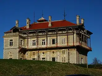 Photographie du château d’Ilbarrtiz.